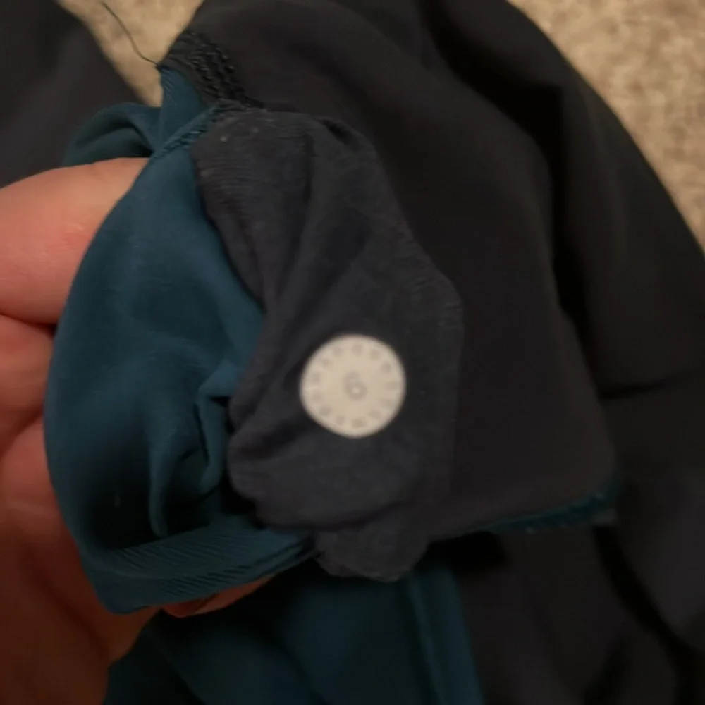 Lululemon wunder under special edition size 6 - Picture 3 of 5